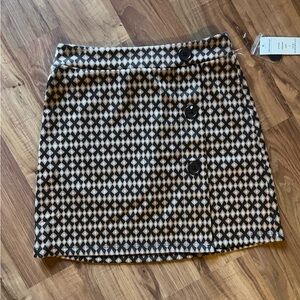 Stylish Black and Cream Patterned Skirt